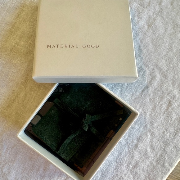 SUZANNE KALAN | Flexible Bangle Bracelet | Princess-Cut Rainbow Sapphires - Picture 10 of 10